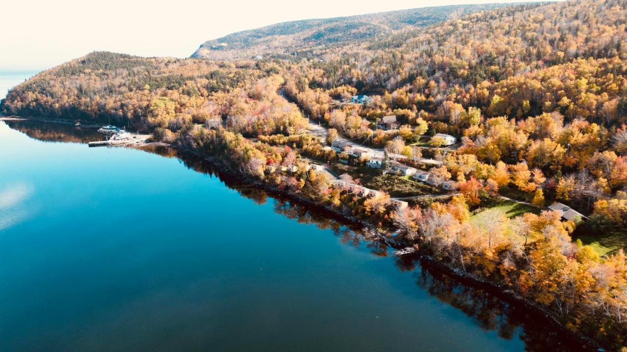 Knotty Pine Cottages, Suites & Motel Rooms อินโกนิช ภายนอก รูปภาพ