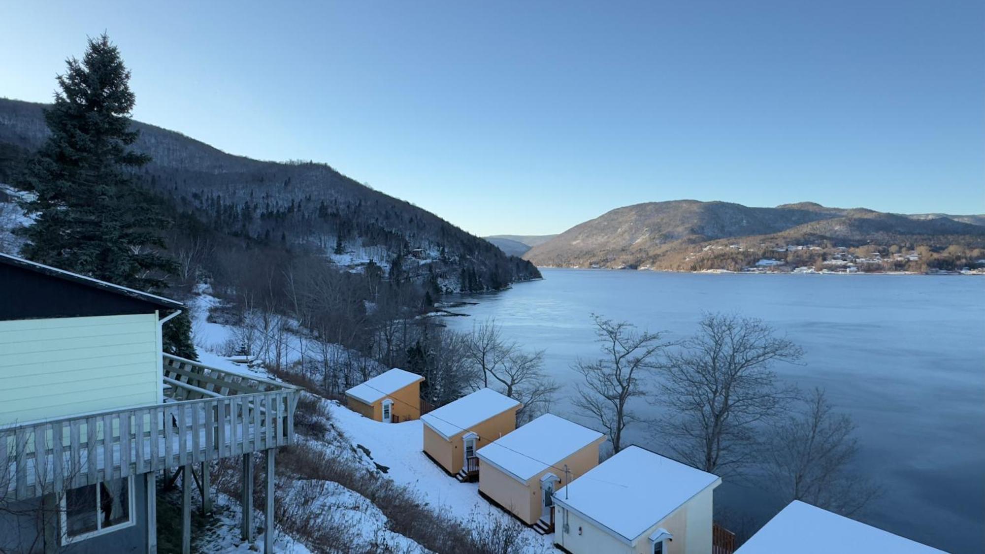Knotty Pine Cottages, Suites & Motel Rooms อินโกนิช ภายนอก รูปภาพ
