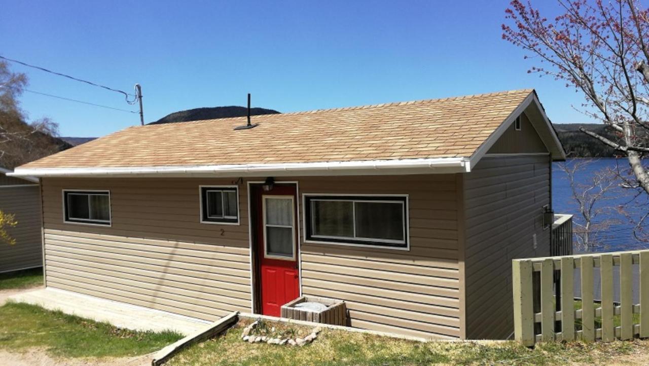 Knotty Pine Cottages, Suites & Motel Rooms อินโกนิช ภายนอก รูปภาพ